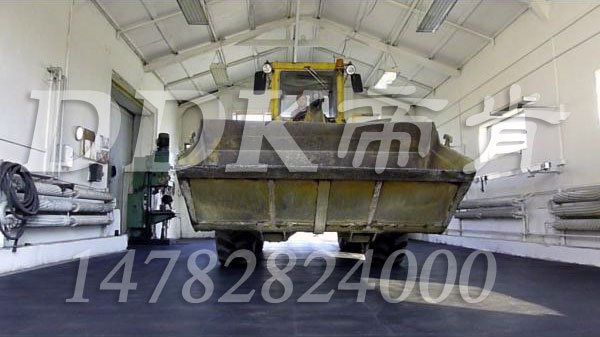 【重型防壓耐沖擊地板保護材料】過重車的工廠樓面過道怎么處理？樣板圖片,帝肯(DDK)_2000_9979(工業廠房車間地面材料)效果圖,pvc承重地板,承重地磚,承重地膠墊,耐重壓地板,重型地板,抗壓地板,耐壓地膠,耐壓地磚,耐壓地板