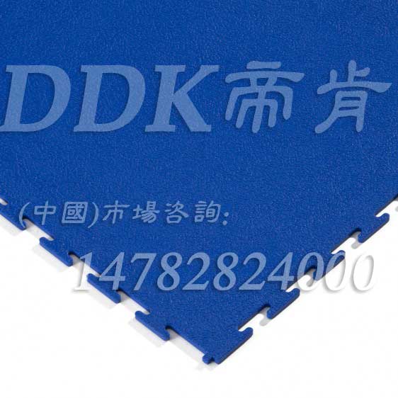 【半硬質聚氯乙烯塊狀地板】標準型藍色定制款半硬質聚氯乙烯塊狀鎖扣地板樣板圖片,「帝肯(DDK)_2000」效果圖,軟地磚,軟質地板