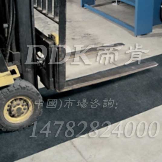 防塵吸灰通道地毯 車輪吸塵防臟 經濟型防污染地面保護墊，叉車地墊,叉車地板,叉車地膠墊,刮泥除塵地墊,入口防塵地墊,吸水吸塵地墊,吸塵地毯,三合一除塵墊,防塵地墊,防塵墊,門口除塵地墊,門口防塵地毯,門口防塵地墊,門口防塵墊,防塵防污地墊,防塵防滑地墊,門口地面除塵刷,防滑除塵地墊,除塵地毯,除塵墊,除塵腳墊,吸水地墊,吸水地毯,吸濕墊,工業(yè)吸油地墊